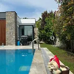 Villa Falcon With Swimming Pool And Great Views In Yalikavak