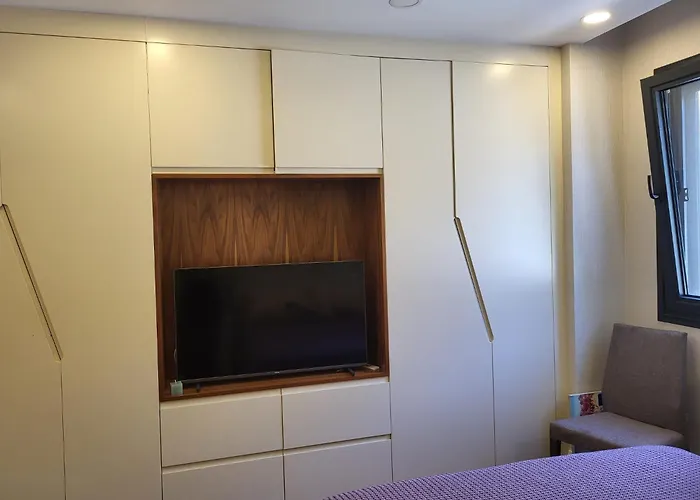 Falcon With Swimming Pool And Great Views In Yalikavak ボドルム