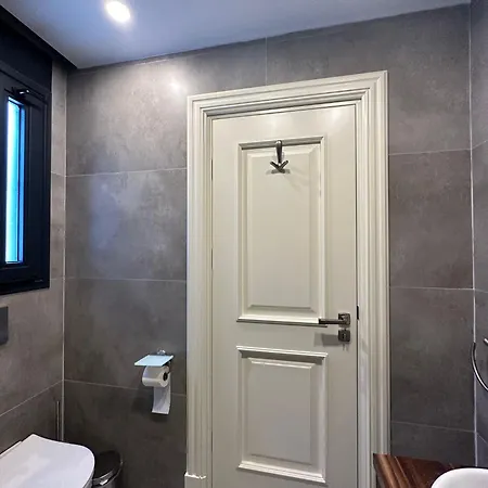 Falcon With Swimming Pool And Great Views In Yalikavak * 博德鲁姆