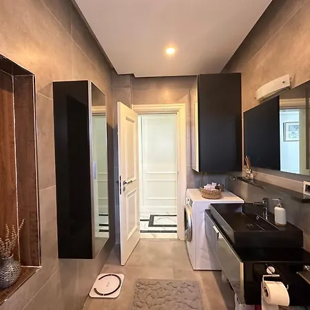 Falcon With Swimming Pool And Great Views In Yalikavak Bodrum